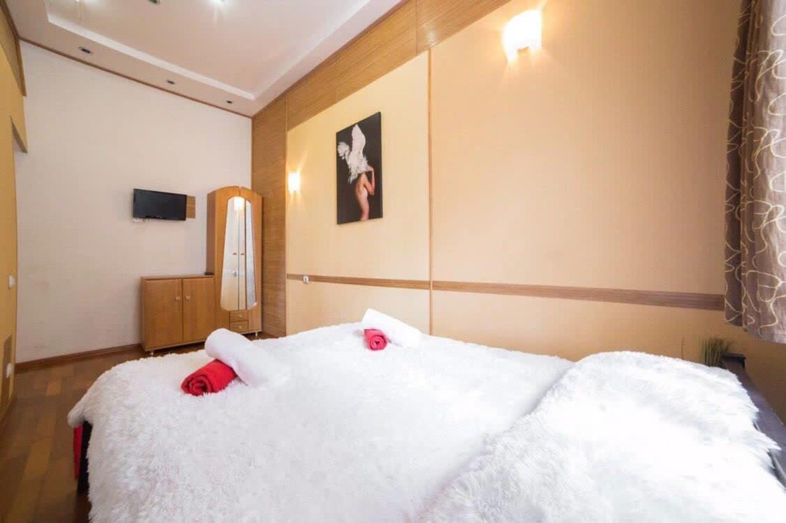 Rk Central Avenue Apartment Lviv Kültér fotó